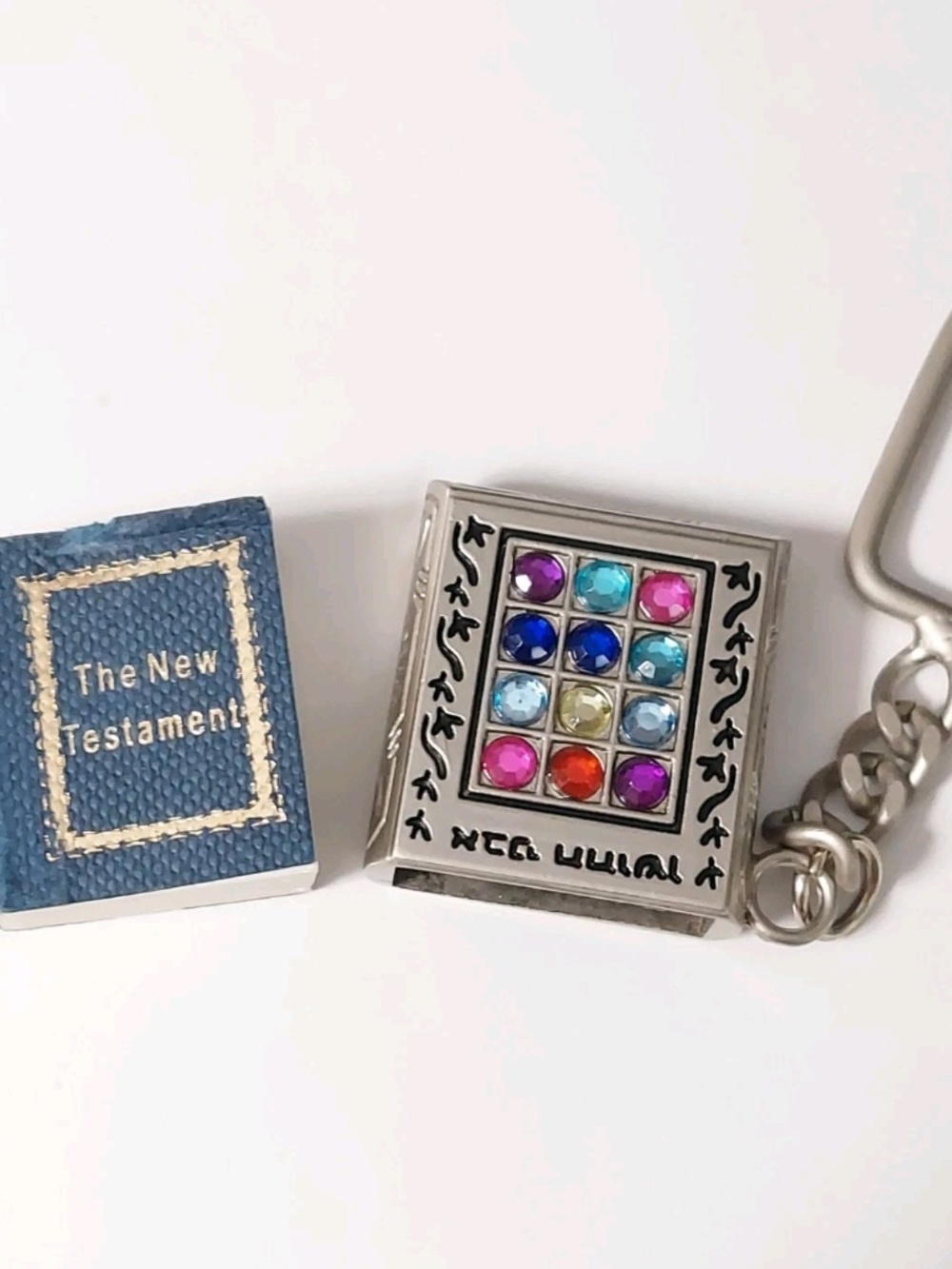 Vintage Trinity Broadcasting Network Mini Bible Keychain New Testament Religious